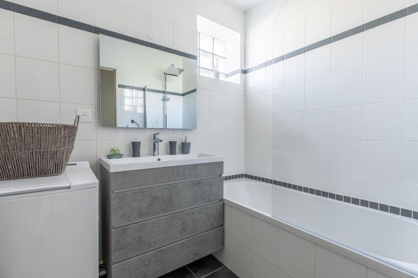 Le Clos Fleuri F3 Terrasse & Garage Clermont-Ferrand Ngoại thất bức ảnh
